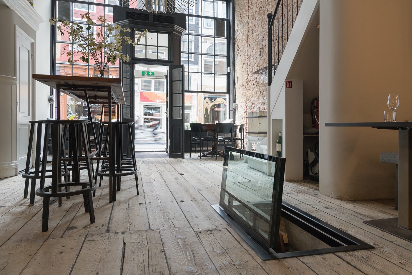 glazen vloerluik restaurant Amsterdam